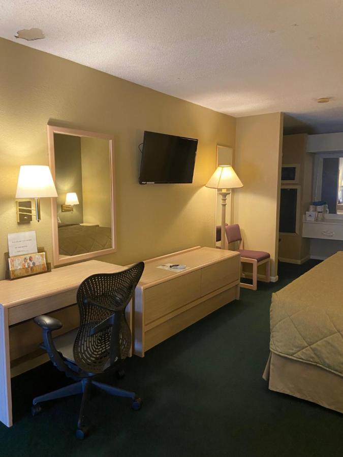 Americas Best Value Inn Meridian Esterno foto