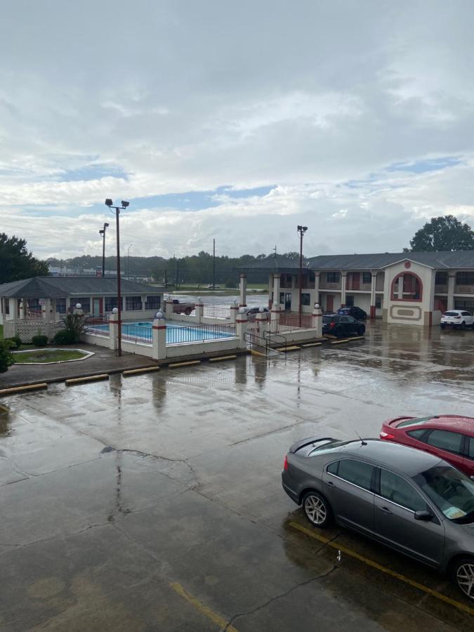 Americas Best Value Inn Meridian Esterno foto